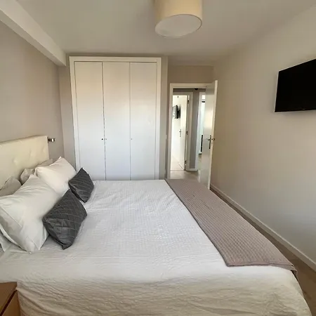 Ría De Bouzas Amplio Piso Muy Luminoso Con Vistas A La Ría Apartamento *