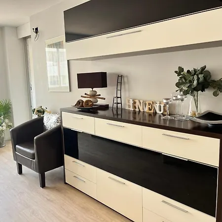 Ria De Bouzas Amplio Piso Muy Luminoso Con Vistas A La Ria Apartment