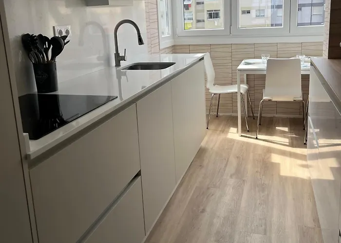Apartamento Ría De Bouzas Amplio Piso Muy Luminoso Con Vistas A La Ría