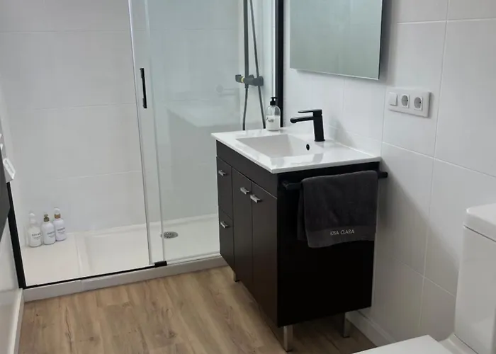 Ría De Bouzas Amplio Piso Muy Luminoso Con Vistas A La Ría