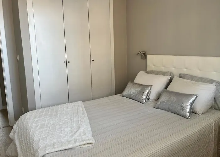 Apartamento Ría De Bouzas Amplio Piso Muy Luminoso Con Vistas A La Ría *